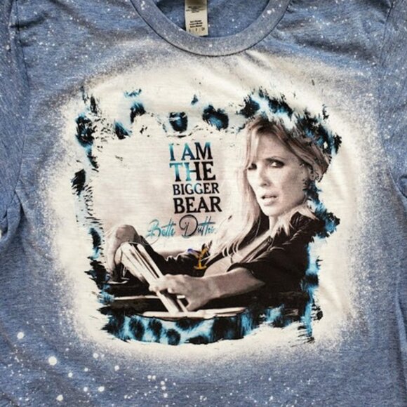 Short Sleeve "I AM THE BIGGER BEAR" Beth Dutton Yellowstone T-Shirt Size S - Picture 2 of 8